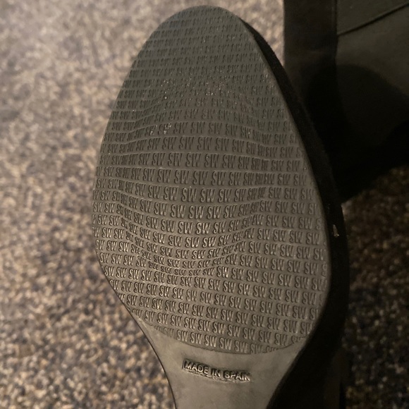 Stuart Weitzman Booties - Picture 6 of 7